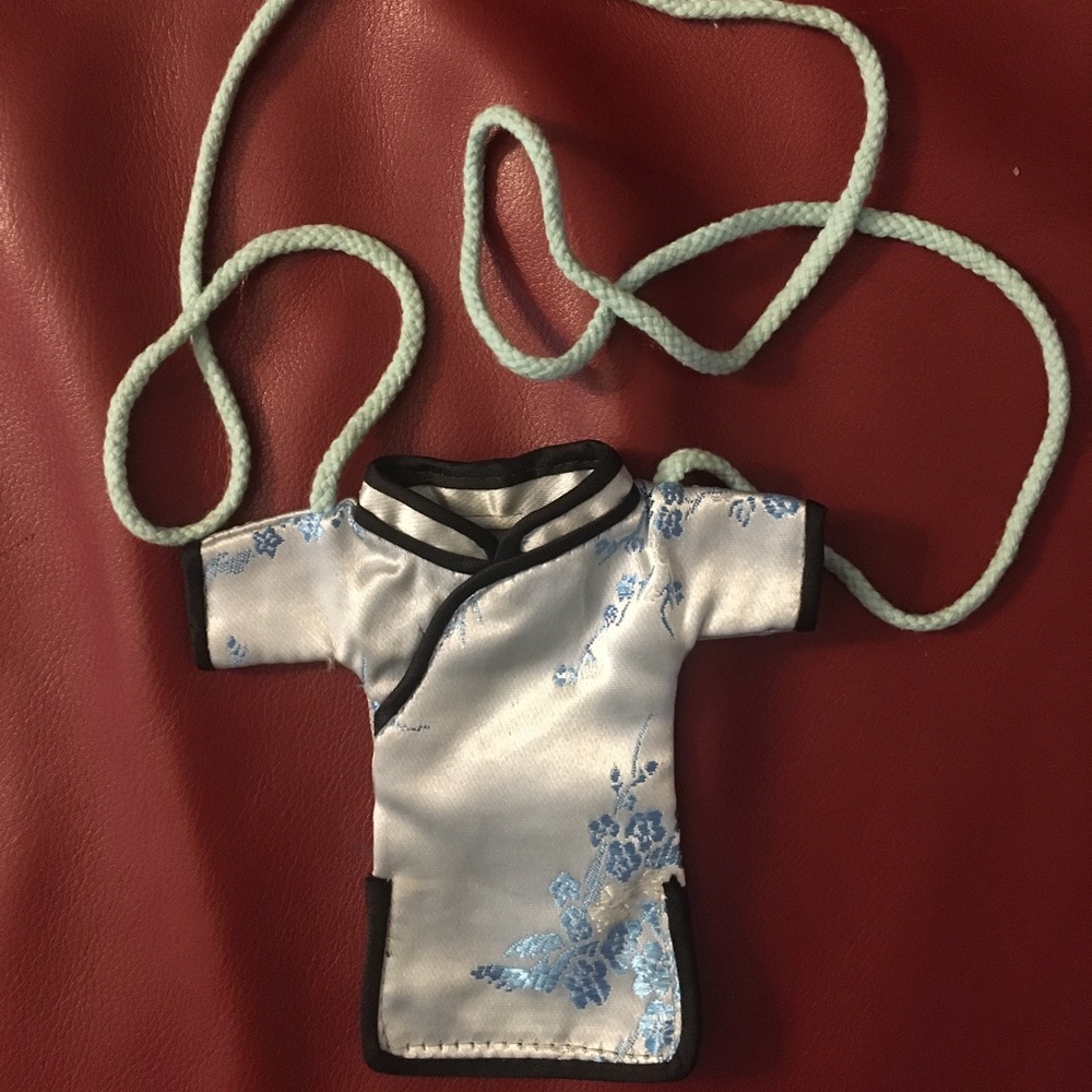 Brocade chinese dress pouch